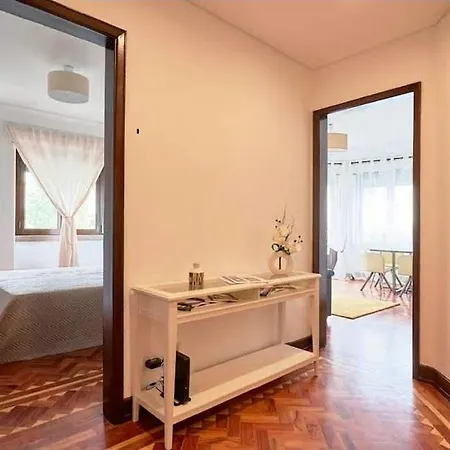 Corner House Апартаменты *