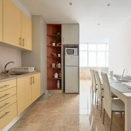 Corner House * Лиссабон